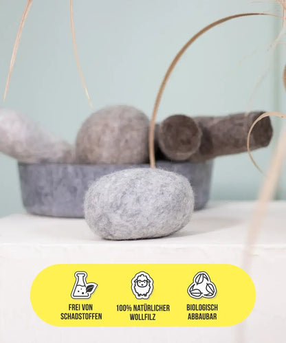 BUDDY. Juguete para perros de fieltro de lana "Piedra" 