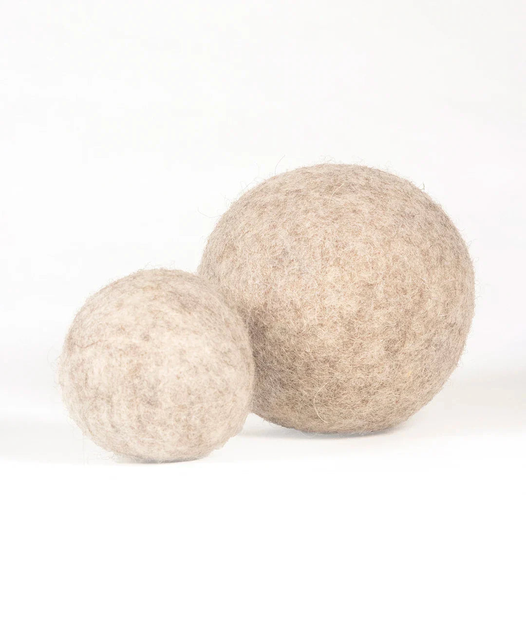 BUDDY. Juguete para perros de fieltro de lana "Pelota" 