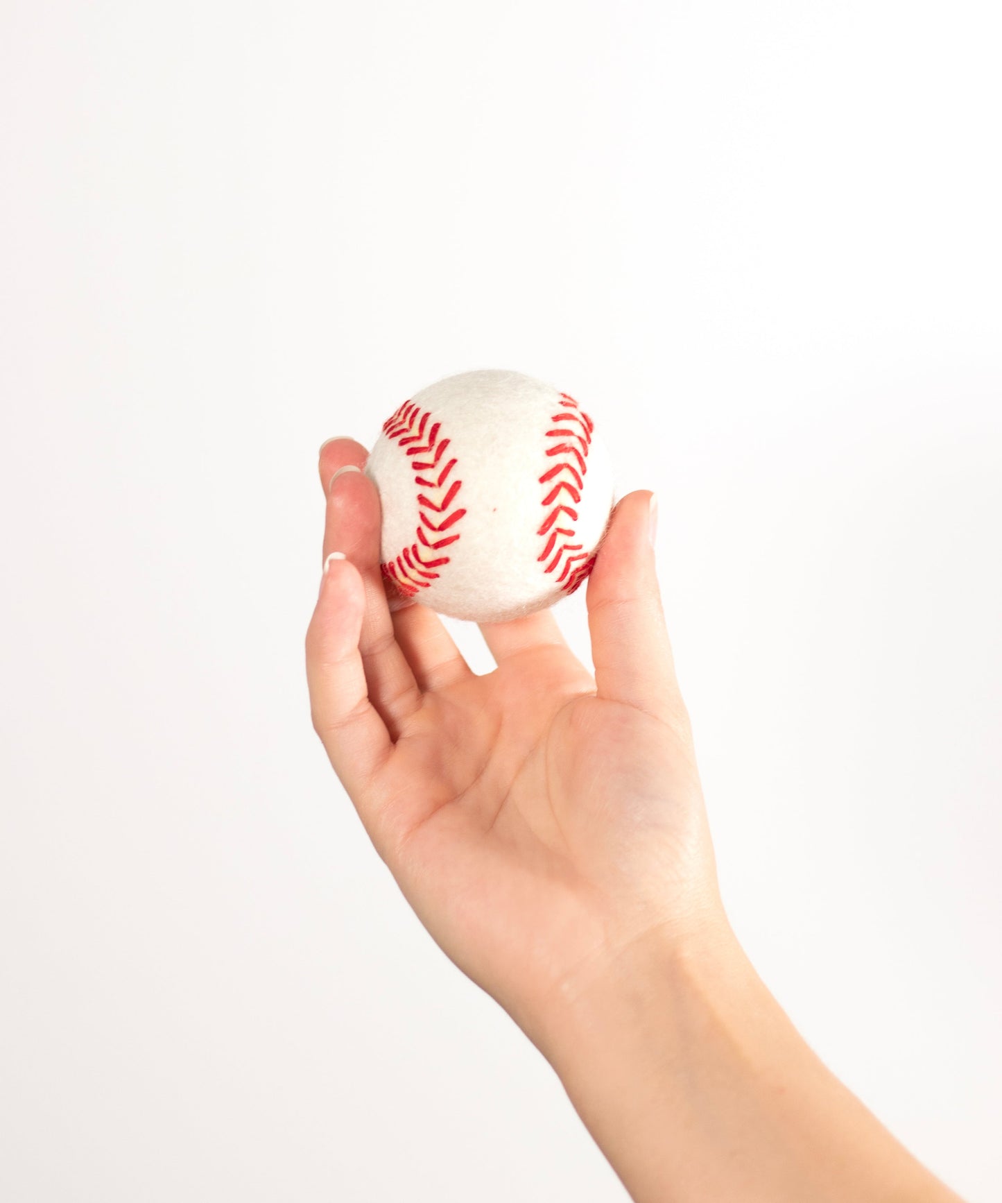 BUDDY. Juguete para perros de lana de oveja "Béisbol" 